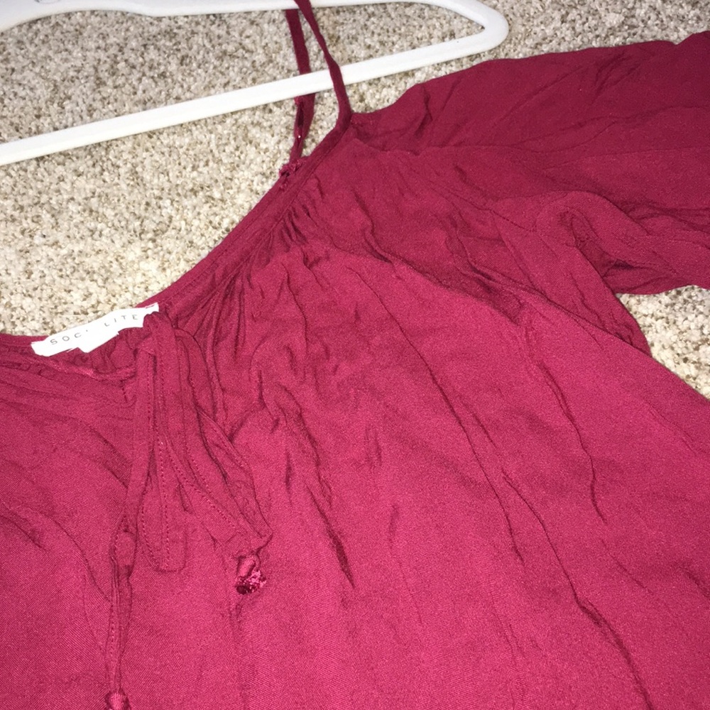 maroon/wine colored off the shoulder blouse! 😍